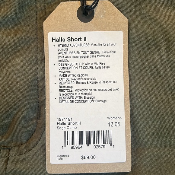 NWT Camo green shorts with a lot of stretch. Zip up with button. - Picture 4 of 5